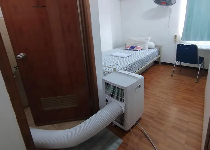 Amazing View Apartment At Kemayoran Jiexpo -Min Stay 3 Nights-