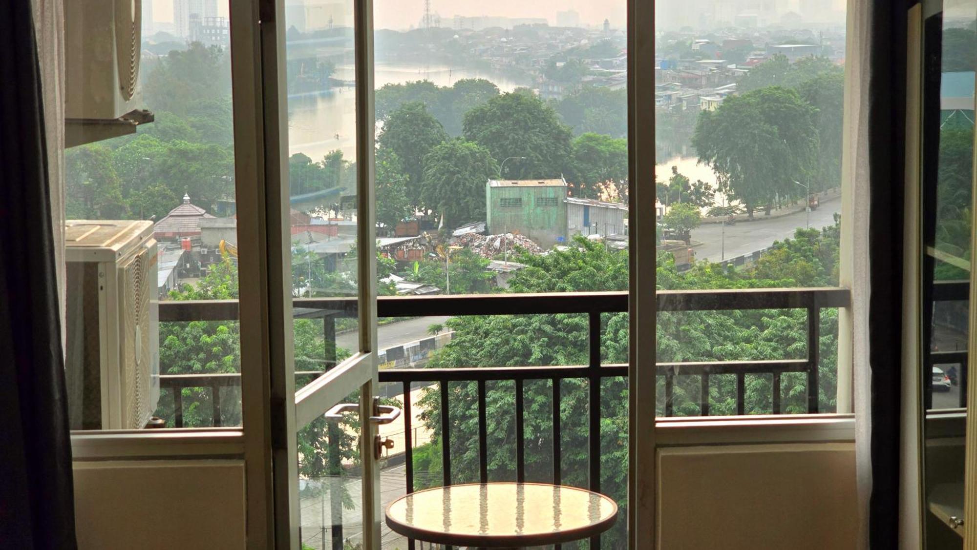 Apartment Amazing View At Kemayoran Jiexpo -min 3 Nights-